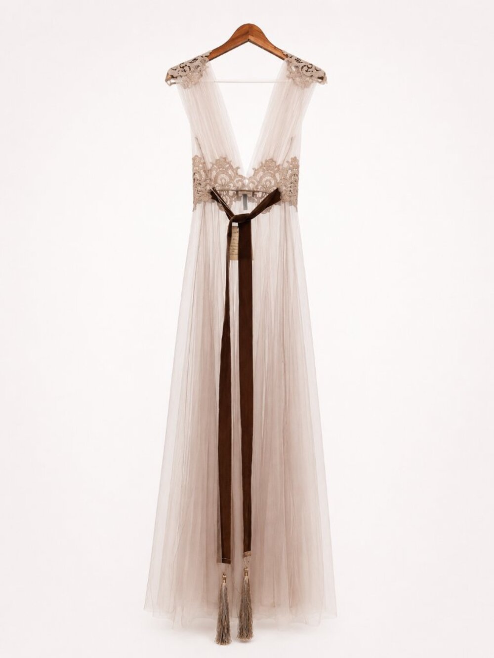 NWT Rare Amoralle Recherche Bridal Tulle Gown in Powder Taupe Size M - Picture 2 of 15